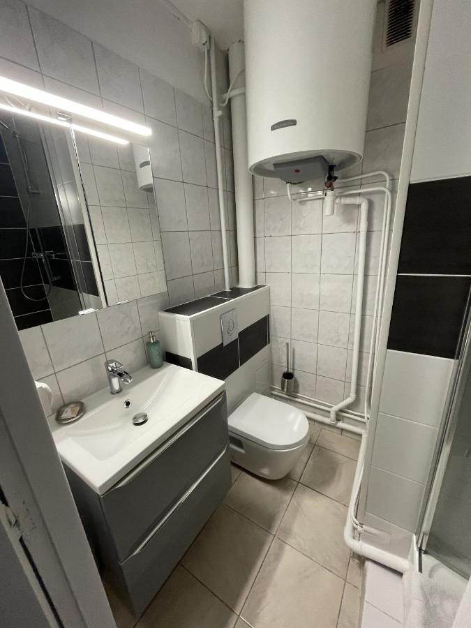 Tegmen, Joli Appartement Au Calme Caen Exterior foto
